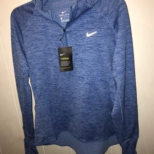Nike Women’s Therma Dry-fit BRAND NEW size Large